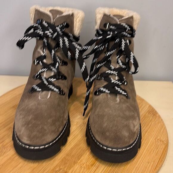 La Canadienne Women's Anni Waterproof Shearling Hiker Boots 38138 Tan Size 6M - Picture 3 of 6